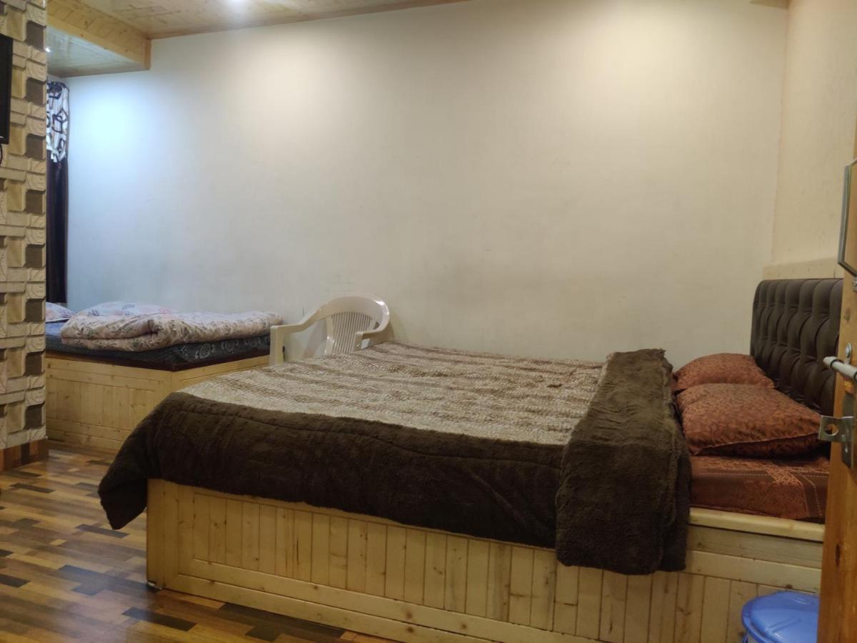 New Mehdudia B&B Shimla Luaran gambar