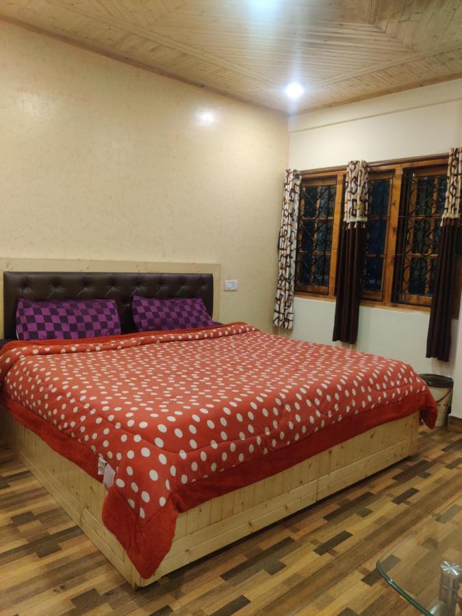 New Mehdudia B&B Shimla Luaran gambar
