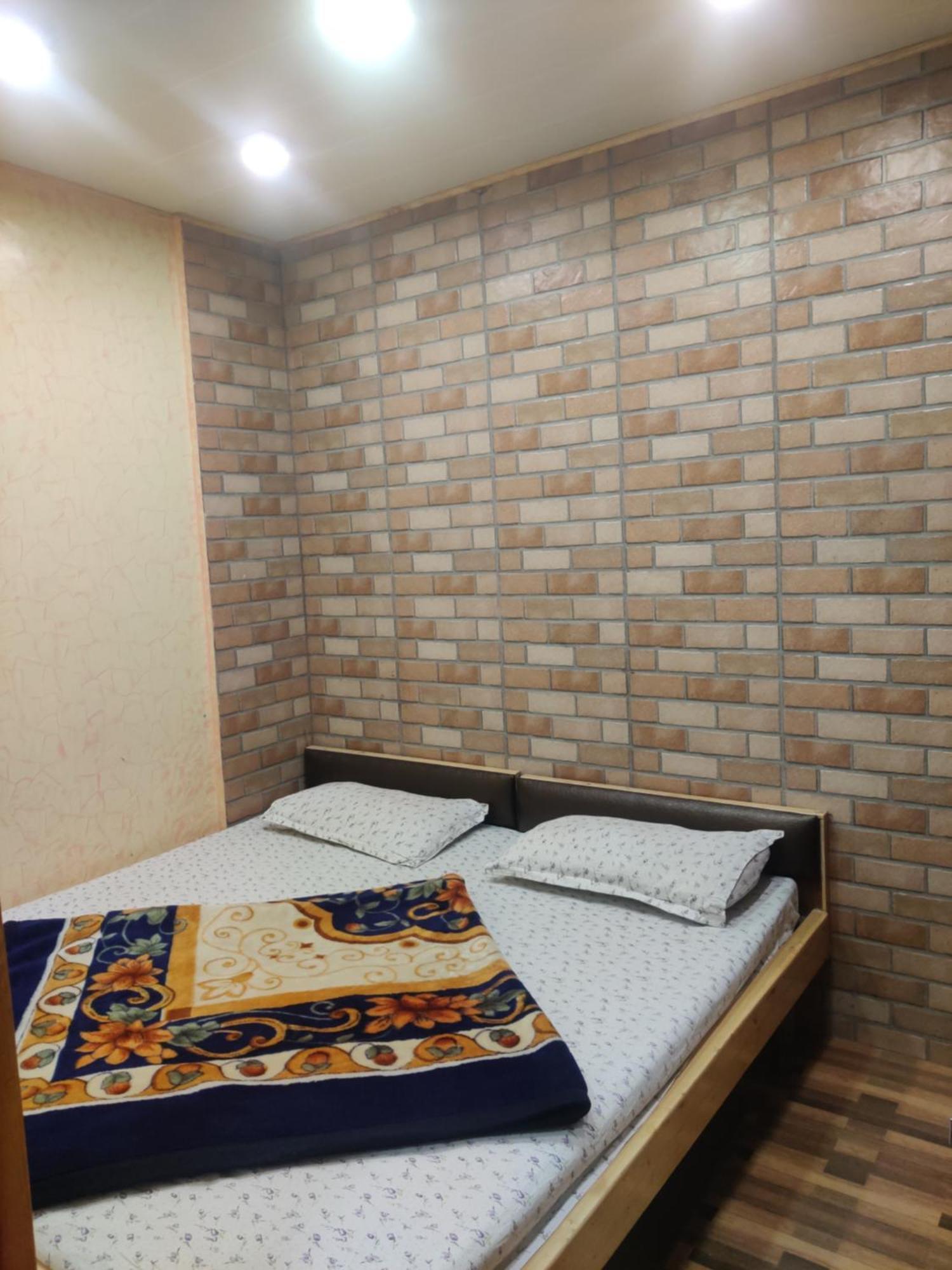 New Mehdudia B&B Shimla Bilik gambar